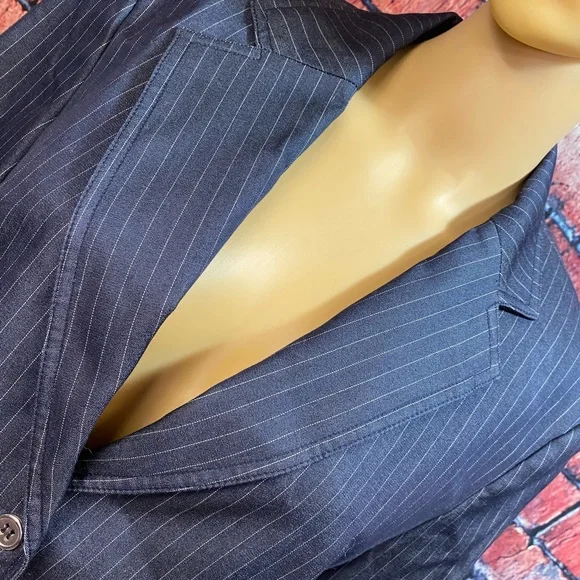 Valerie Stevens‎ Pinstriped 2-Piece Skirt Suit - Picture 2 of 16